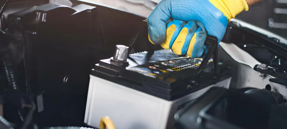 Can you put a new car battery with an old one?