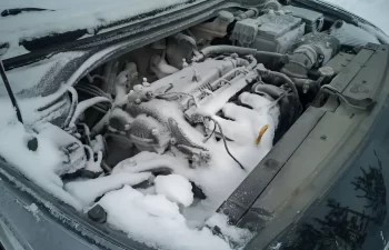 Can a car battery freeze when it gets too cold?